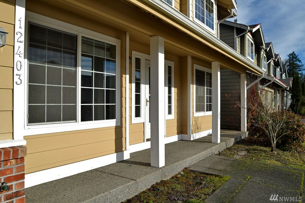 Property Photo:  12403 158th St Ct E  WA 98374 