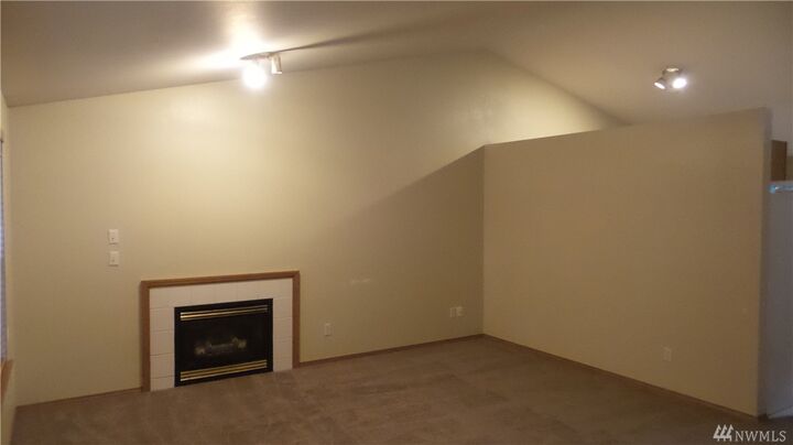Property Photo: 13810 Meadowlark Dr WA 98329