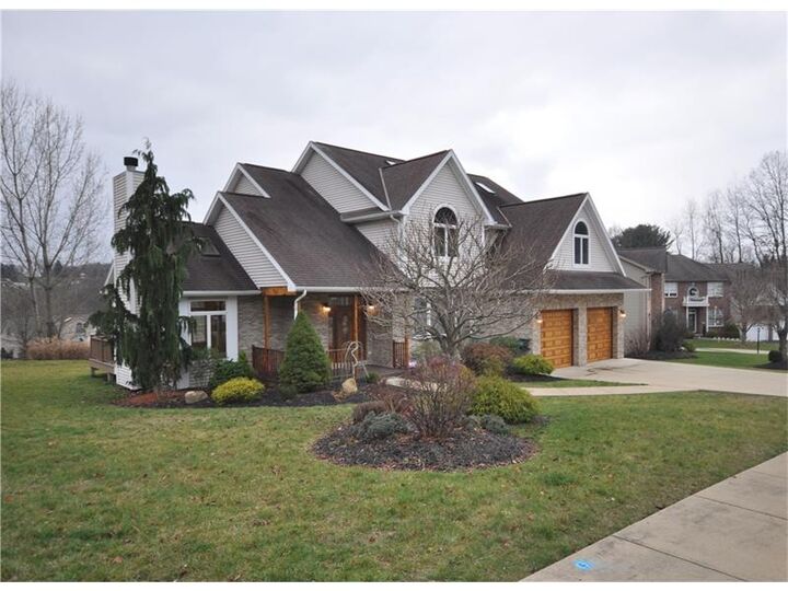 105 Cornerstone Ct.  Peters Twp PA 15367 photo