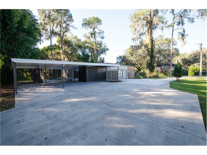 Property Photo:  712 W Pinedale Drive  FL 33563 