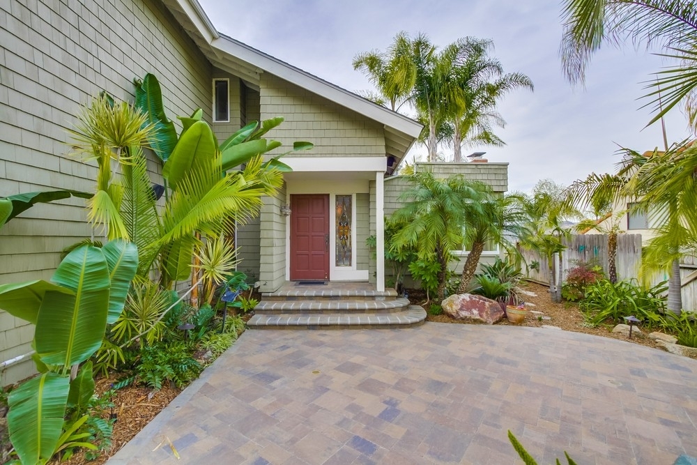 Property Photo: 17766 Aguamiel CA 92127