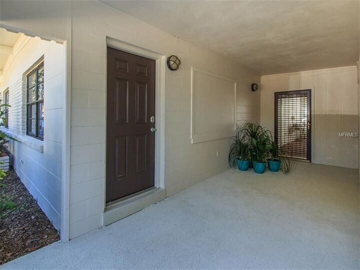 Property Photo:  2516 Middleton Avenue  FL 32792 