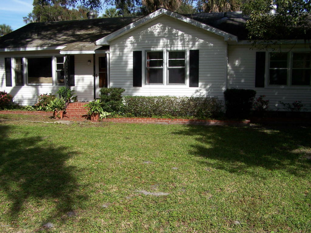 Property Photo:  200 Putnam Avenue  FL 32131 