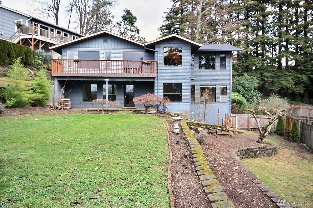 Property Photo:  115 S 214th St  WA 98198 