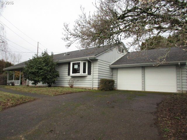 5625 SW Dover Ln  Portland OR 97225 photo