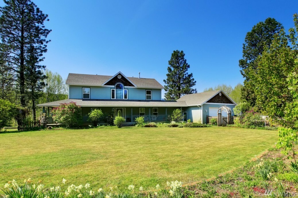 Property Photo:  970 Lambert Rd  WA 98922 