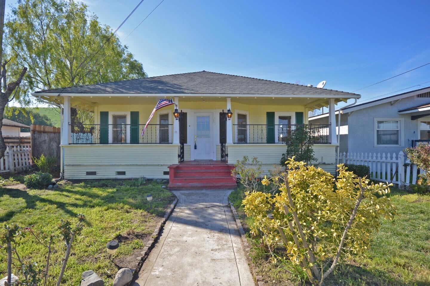 Property Photo: 403 The Alameda CA 95045