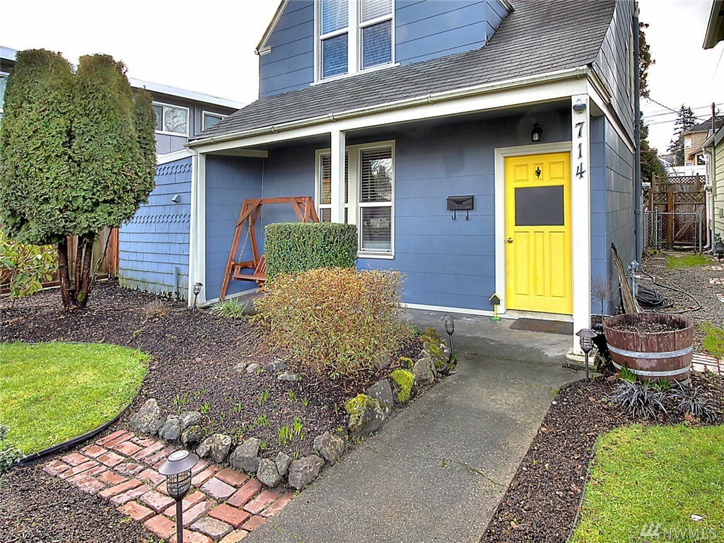 Property Photo:  714 N L St  WA 98403 