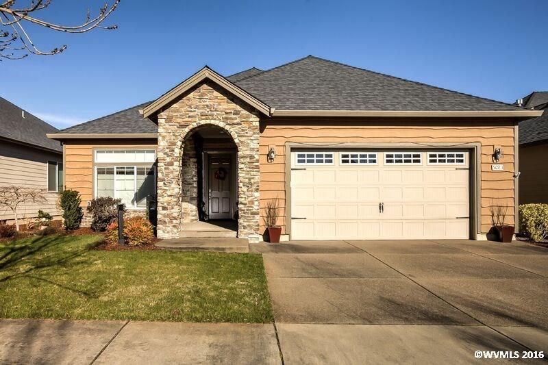 Property Photo: 5023 SW Hollyhock Cl OR 97333