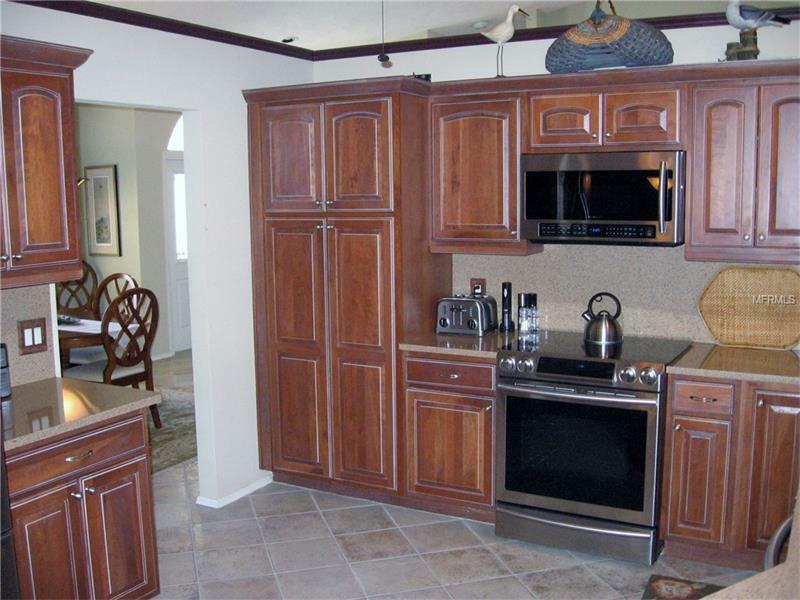 Property Photo:  1556 Waterford Drive  FL 34292 