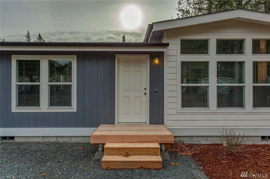 Property Photo: 4594 Decatur Dr WA 98248
