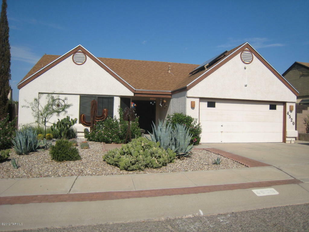 Property Photo:  4520 W Rockwood Drive  AZ 85741 