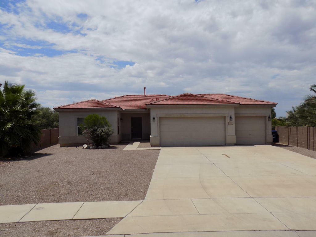 Property Photo:  10832 S Camino San Clemente  AZ 85641 