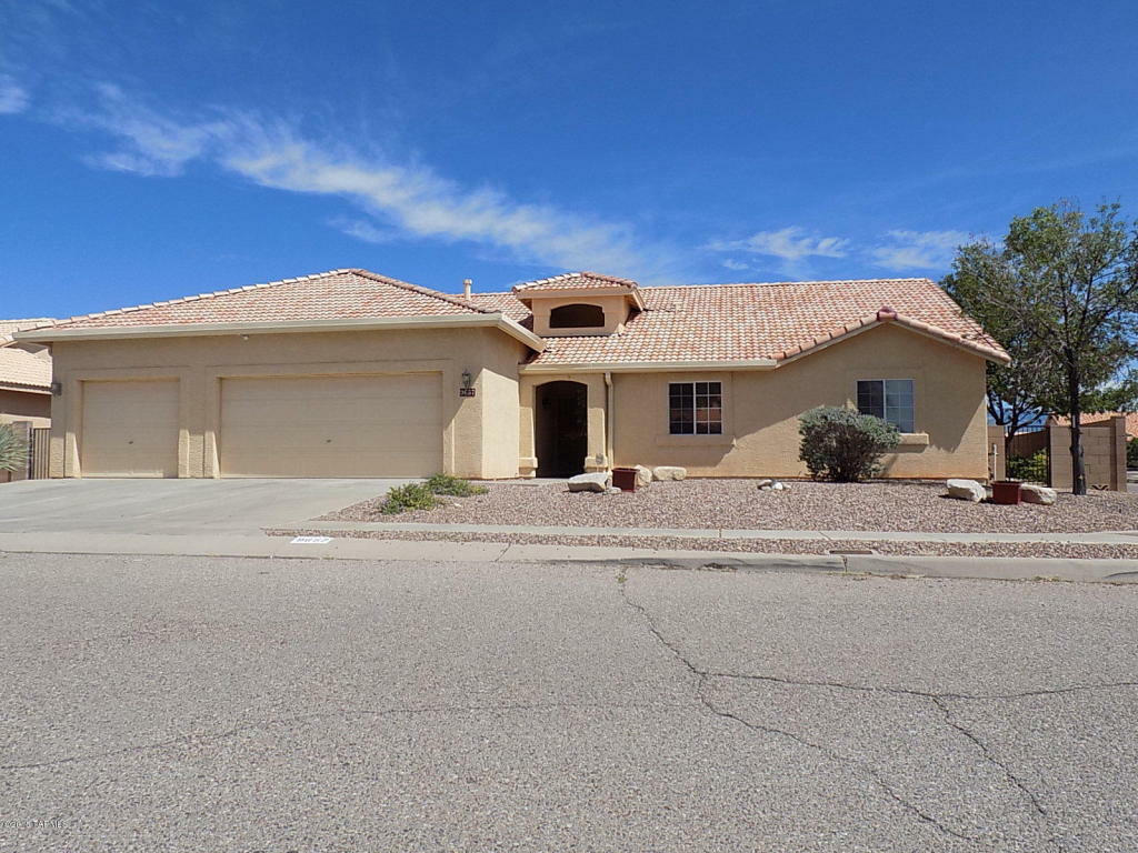 Property Photo:  9657 E Paseo Juan Tabo  AZ 85747 