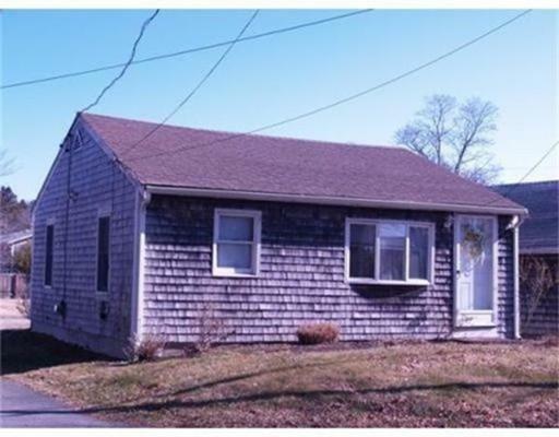 Property Photo:  14 Old Country Way  MA 02066 