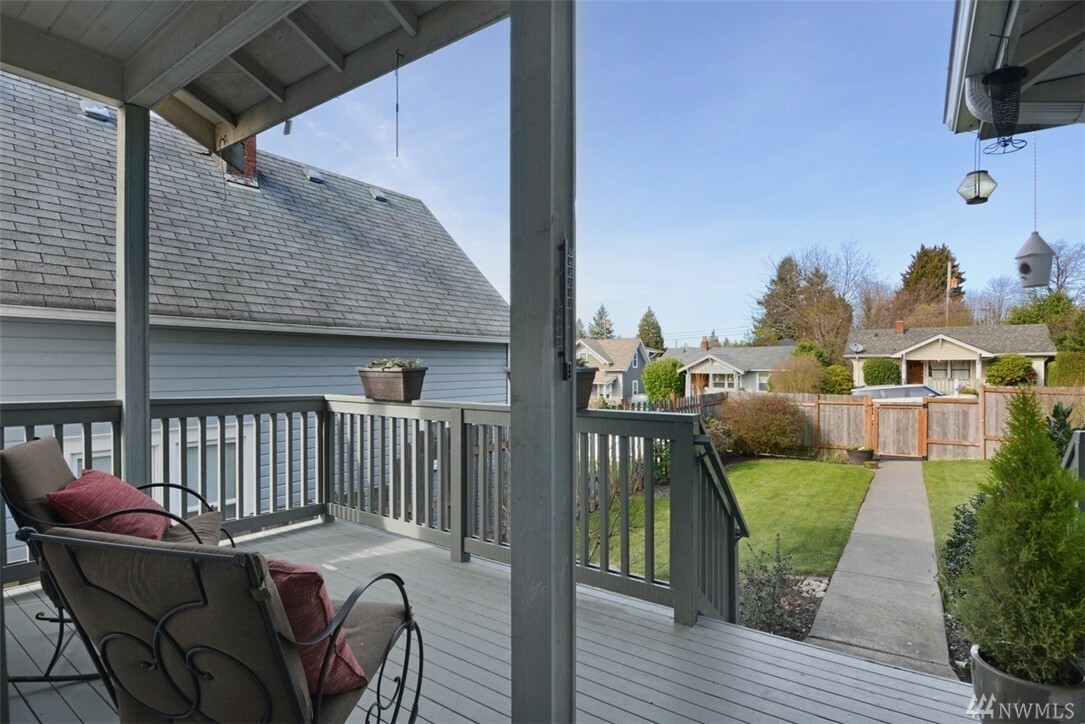 Property Photo:  3008 S Melrose  WA 98405 