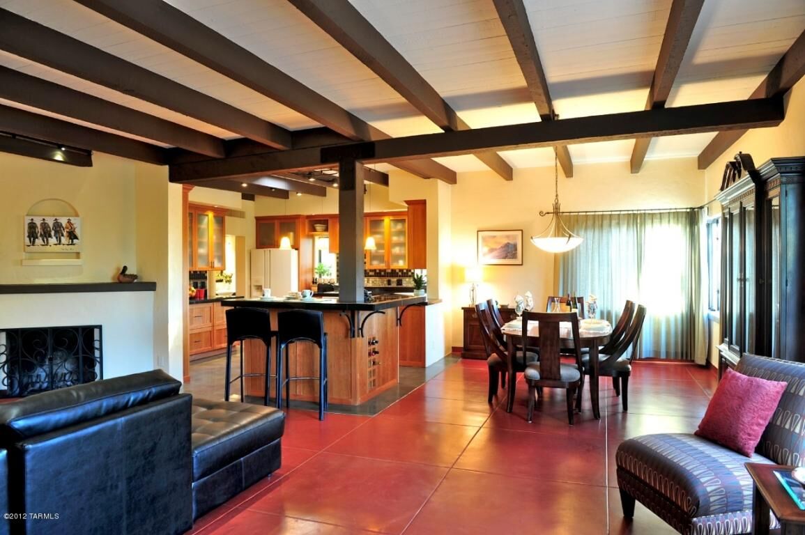 Property Photo: 5860 N Genematas Drive AZ 85704