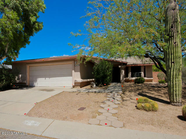 Property Photo:  8470 N Snowdrop Drive  AZ 85742 