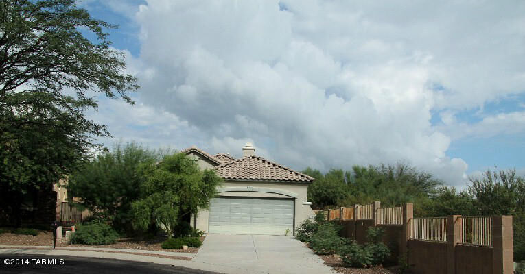 Property Photo:  908 W Cork Oak Place  AZ 85755 