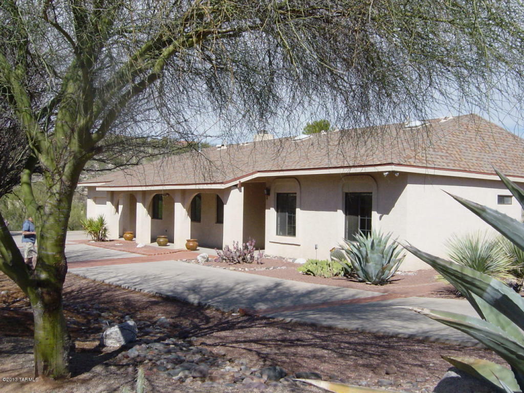 Property Photo:  4061 N Calle Vista Ciudad  AZ 85750 