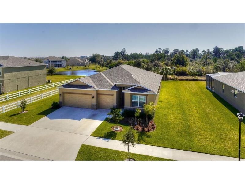 Property Photo:  2502 Cumberland Cliff Drive  FL 33570 