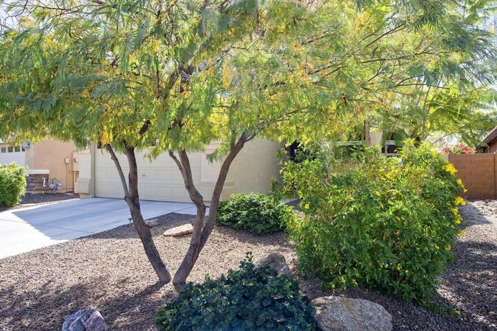 Property Photo:  2911 E Whispering Wind Drive  AZ 85024 