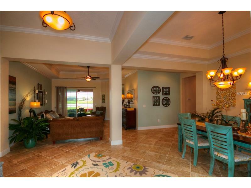 Property Photo: 17016 1st Drive E FL 34212