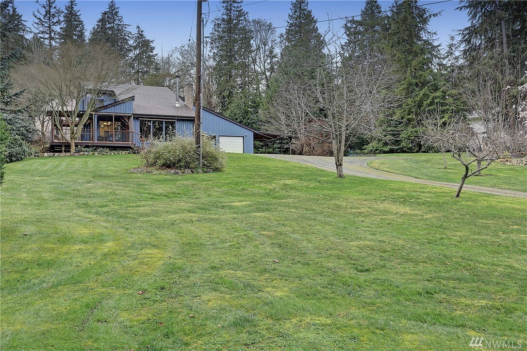 Property Photo:  2632 SE Camano Dr  WA 98282 