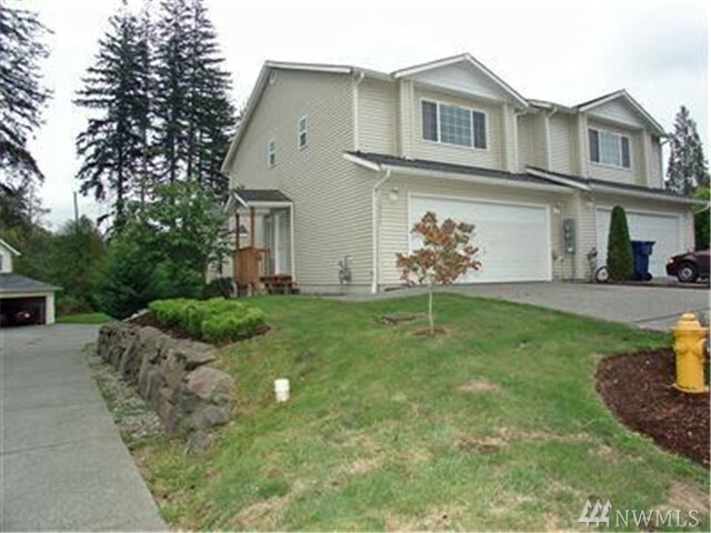 Property Photo:  12913 29th Ave W  WA 98087 