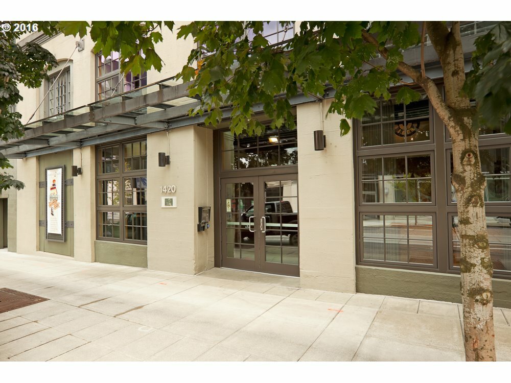 Property Photo: 1420 NW Lovejoy St 512 OR 97209