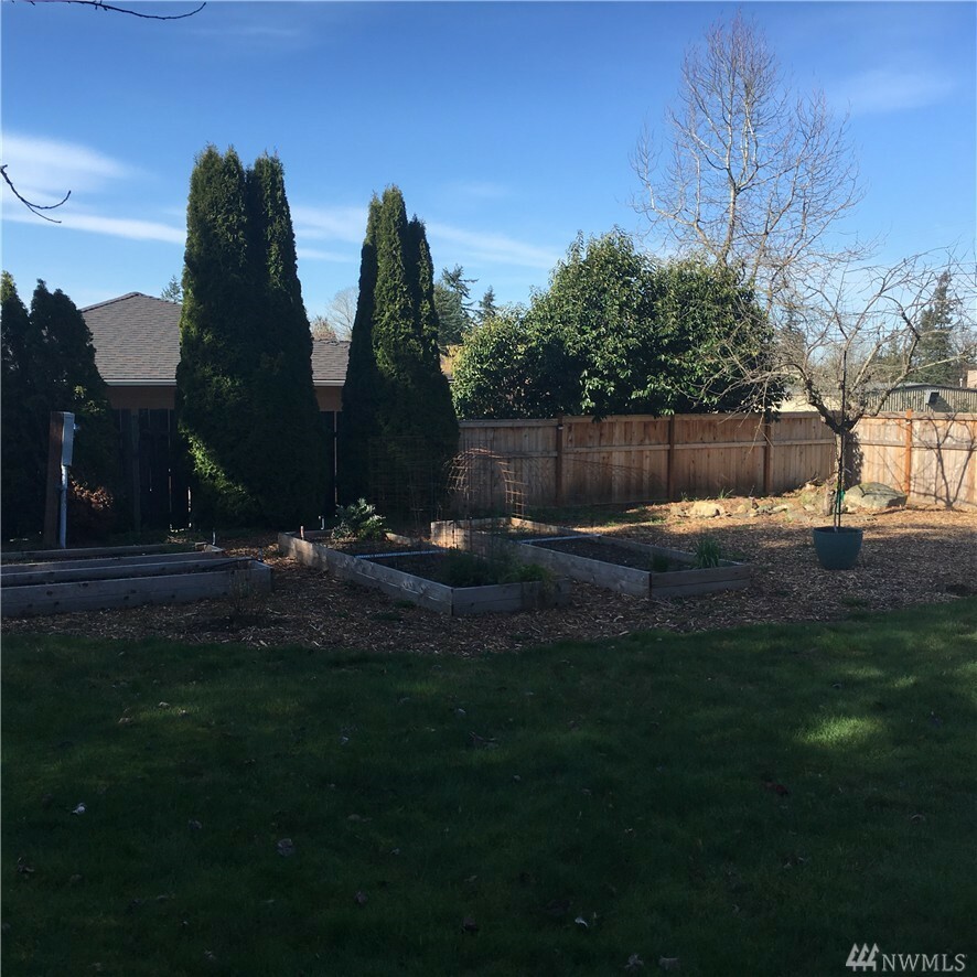 Property Photo:  13204 Wigen Rd  WA 98087 