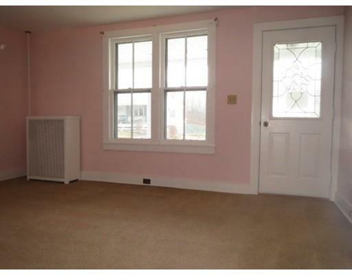 Property Photo: 28 Whiton CT 06096