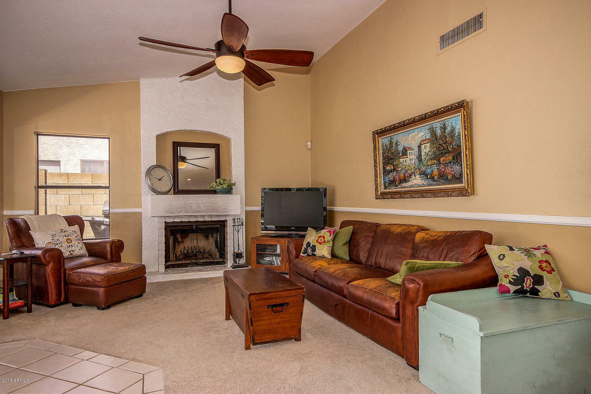 Property Photo: 16002 N 46th Place AZ 85032