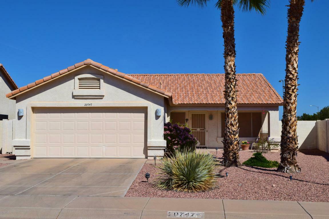 Property Photo:  20747 N 104th Lane  AZ 85382 