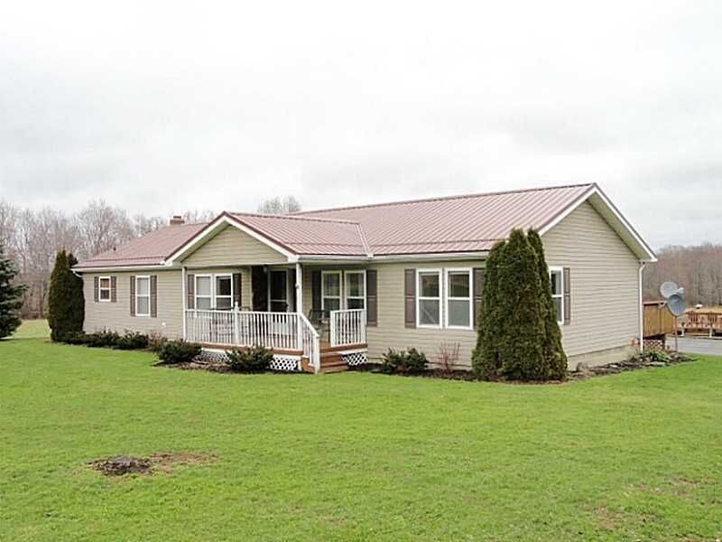 Property Photo: 21790 Center Road PA 16440