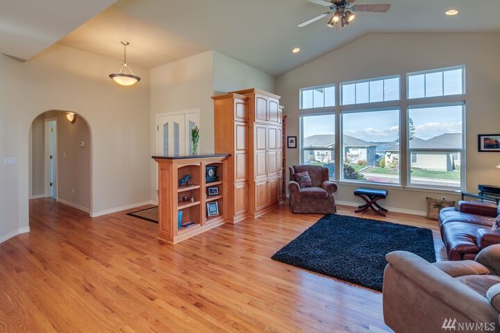 Property Photo: 5657 Whitehorn Way WA 98230