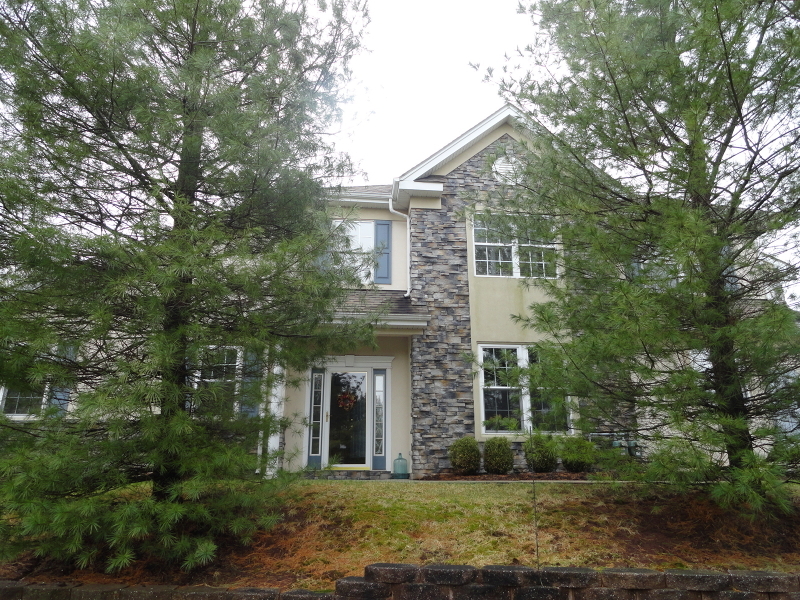 Property Photo: 28 Ebersohl Cir NJ 08889