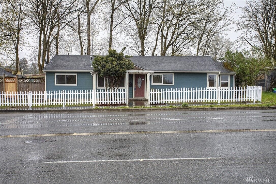 Property Photo:  3223 S Thompson Ave  WA 98418 