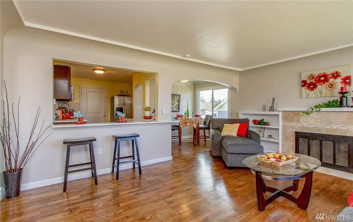 Property Photo:  158 S 45th St  WA 98418 
