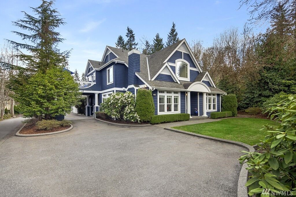 Property Photo:  4148 164th Ave SE  WA 98006 