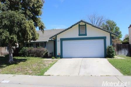 Property Photo:  8031 Golden Meadow Drive  CA 95828 