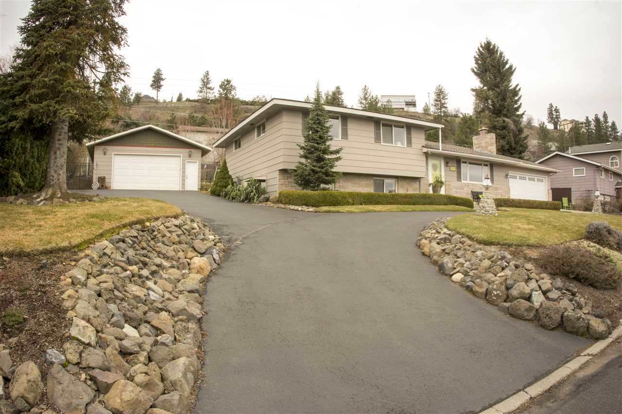 Property Photo:  8507 N Northview Rd  WA 99208-8455 