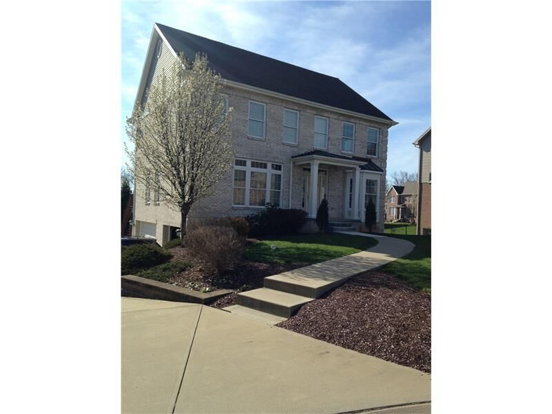 Property Photo:  2 Riverwatch Court  PA 15238 