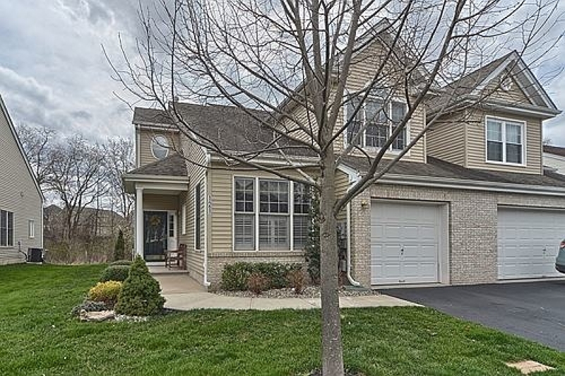 Property Photo:  121 Saratoga Ct  NJ 08873 