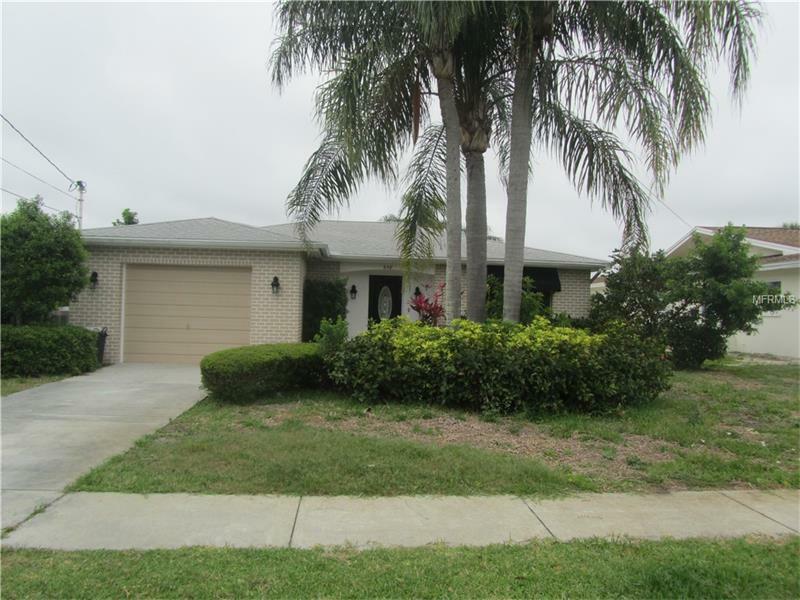 Property Photo:  658 Bayshore Drive  FL 34689 