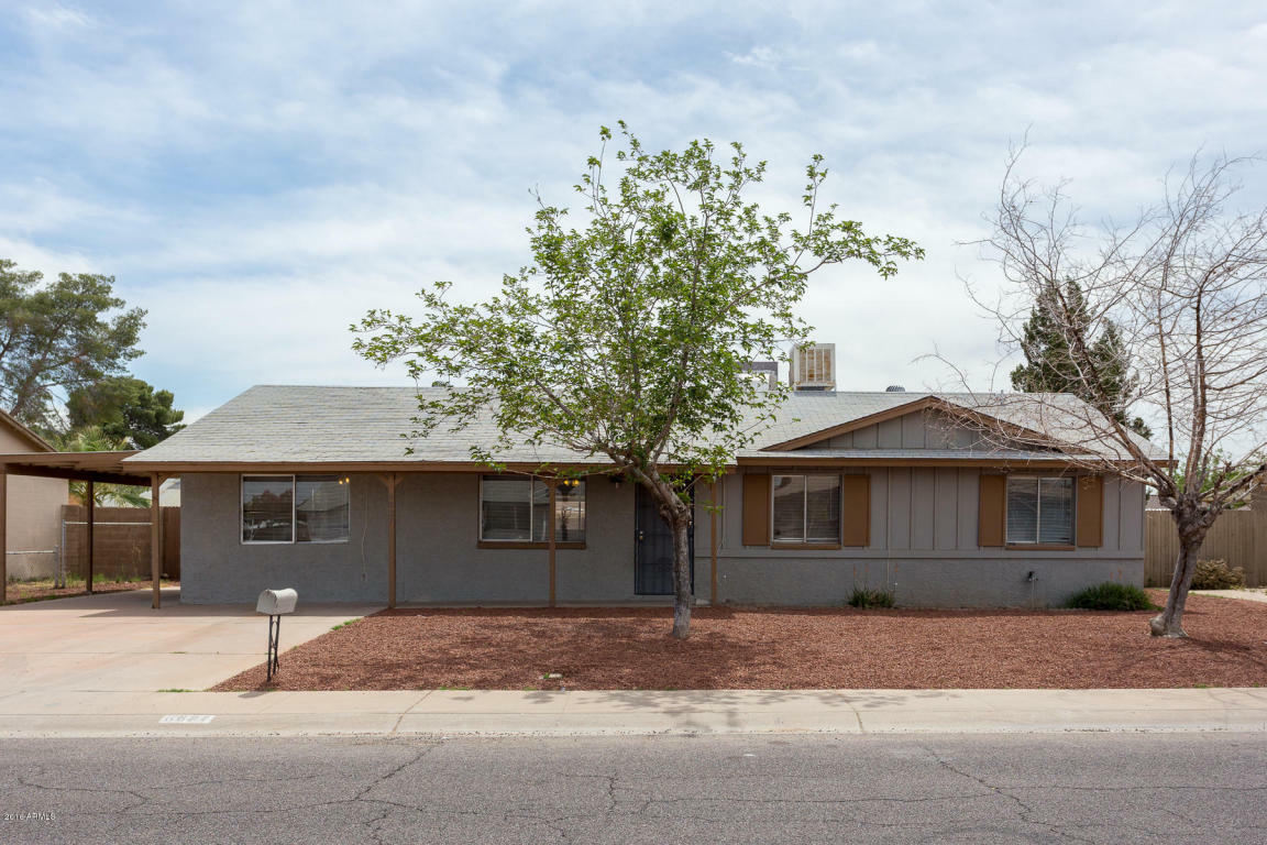 Property Photo: 6827 W San Juan Avenue AZ 85303