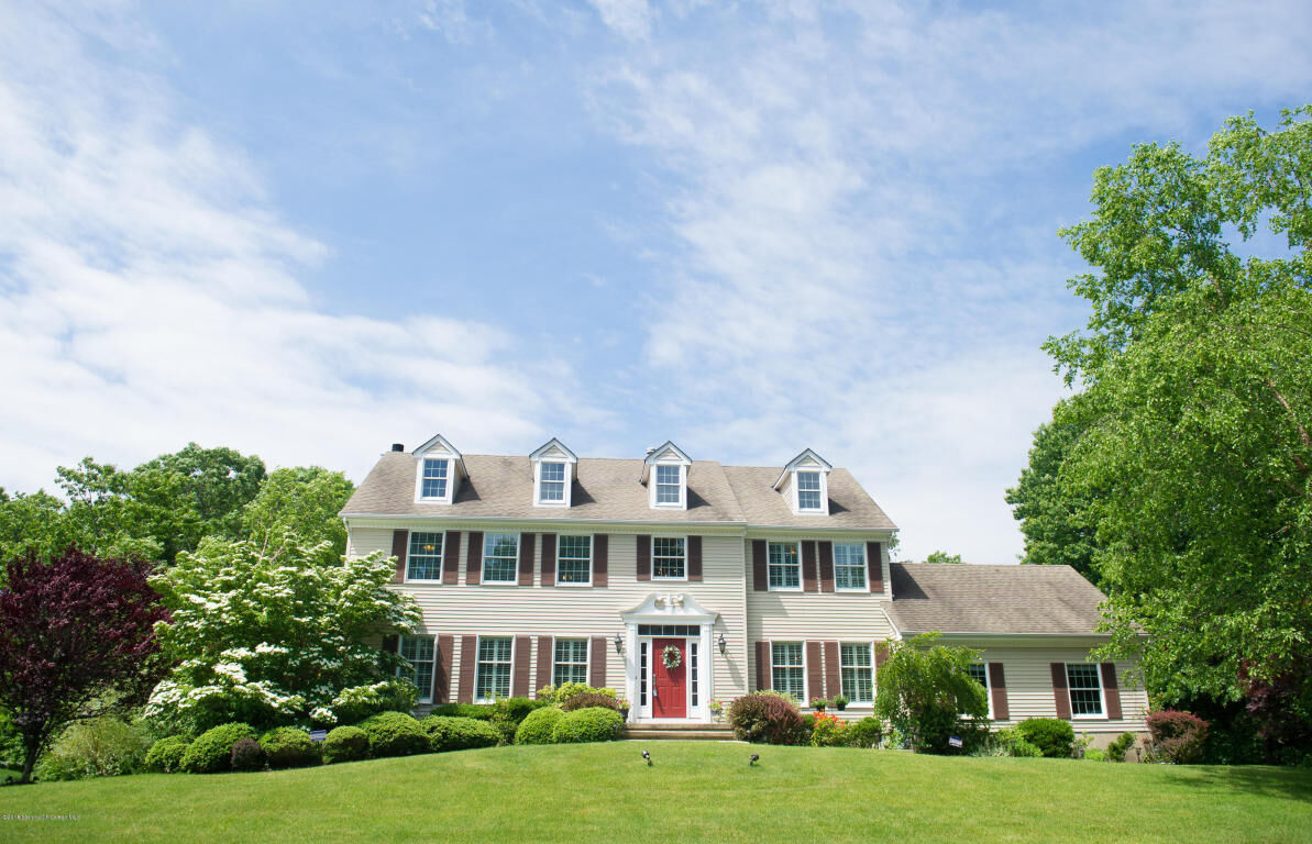 Property Photo:  1433 Winesap Drive  NJ 08736 