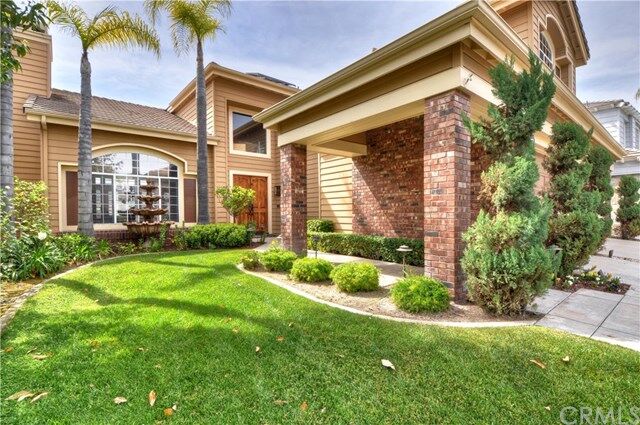 Property Photo: 17 Riviera CA 92679