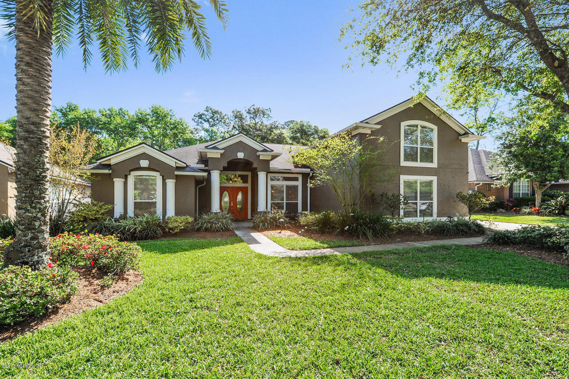 Property Photo: 1240 Lake Parke Drive FL 32259