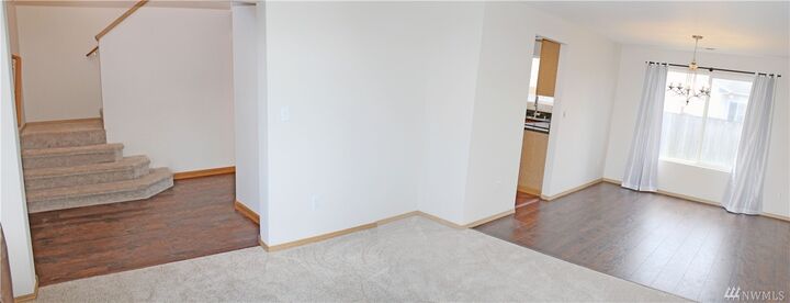 Property Photo:  21518  42nd Avenue E  WA 98387 